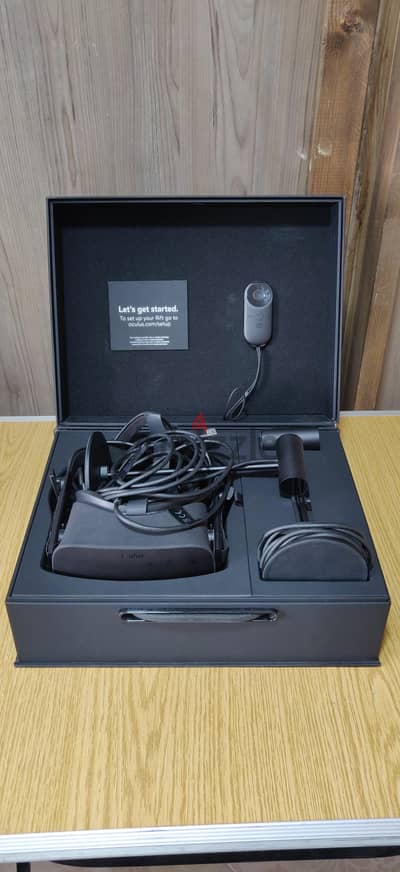 occulus rift with full sensors and accessories نظارة واقع افتراضى