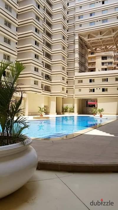 Apartment for sale 200m with garage in Degla View Complex in front of Carrefour Maadi with a distinctive view and not damaged
