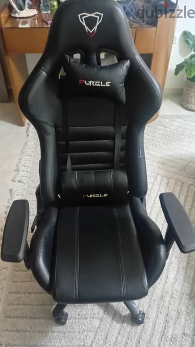 Gaming chair like new Gaming chair like new