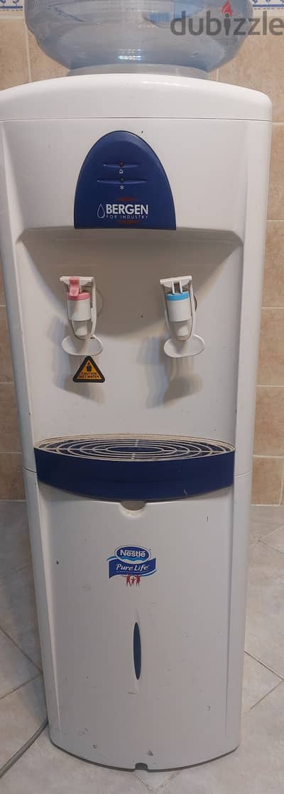 Used water dispenser - Bergen brand