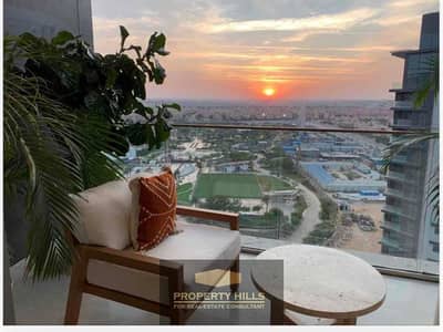 شقة متشطبة بالتكييفات والمطبخ في Zed West من Ora بجوار أركان والربوة في قلب الشيخ زايد