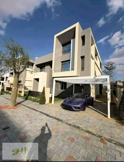 Stand-alone Villa Overlooking lagoon View for Sale in Saada New Cairo