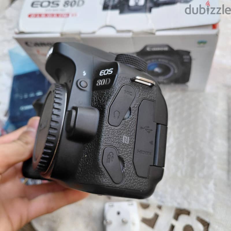Canon 80D 1