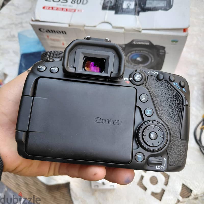 Canon 80D 4