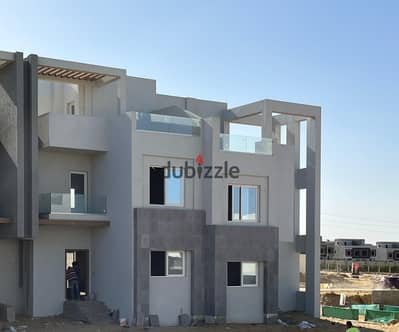 بنتهاوس للبيع 3 نوم v leveles ديونز دقايق من الشيخ زايد