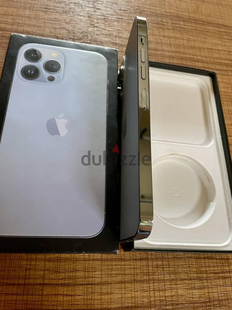 iPhone 13 Pro Max 1