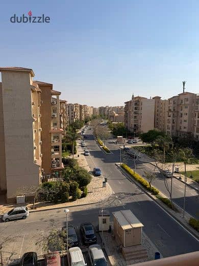 شقة للبيع 135م في مدينتي B3 بجوار النادي والخدمات