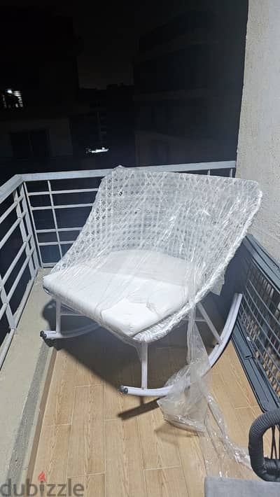 كرسى هزاز معدنى