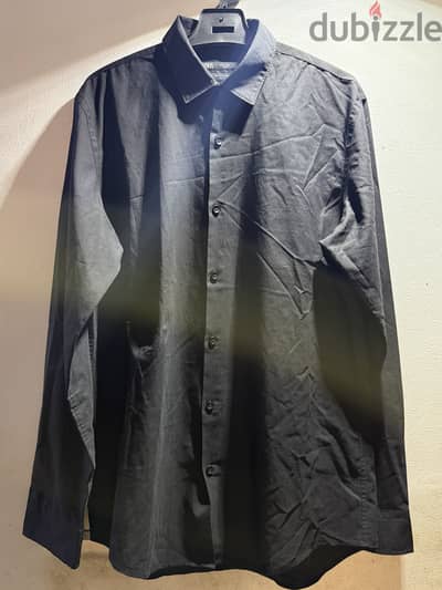 For sale black shirt from Zara original from Dubai size M