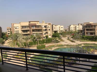شقة مميزة في Carnell, New Giza  موقع استثنائي وإطلالة من أفضل الإطلالات داخل المشروع، مباشرة على ملاعب الجولف والنادي.