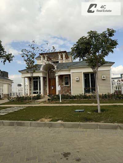 Villa One story for sale 180 m 3 bedrooms under market price ready to move view landscape Prime Location in mountain view 3