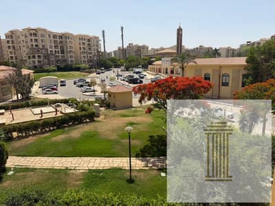 شقه 137 م 3 غرف للبيع بمدينتي B1 بجوار الخدمات والنادي في اميز مراحل مدينتي