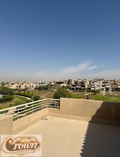 . Townhouse for rent in Golf Extension Palm Hills