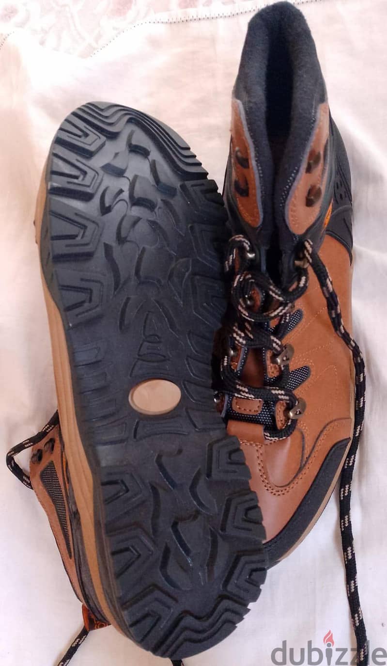 Safety shoes 3