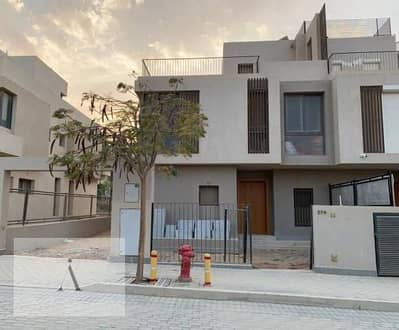 كورنر فيلاXV استلام فوري موقع مميز في سوديك ايست