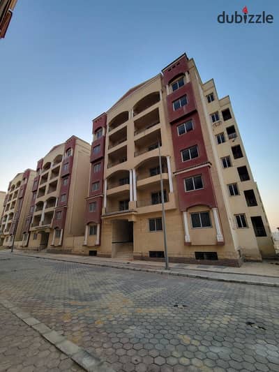 For sale in Pearl of Cairo Compound, Fifth Settlement, Associations Land, 152 sq m apartment