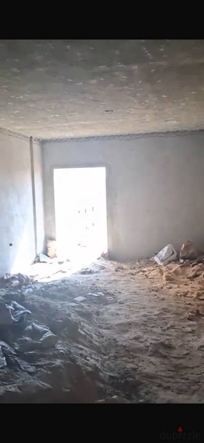 للبيع امامي بالشروق دور رابع ب اسانسير ١٧٥ متر بعماره راقيه جدا بالمنطقه ٤ عمارات
