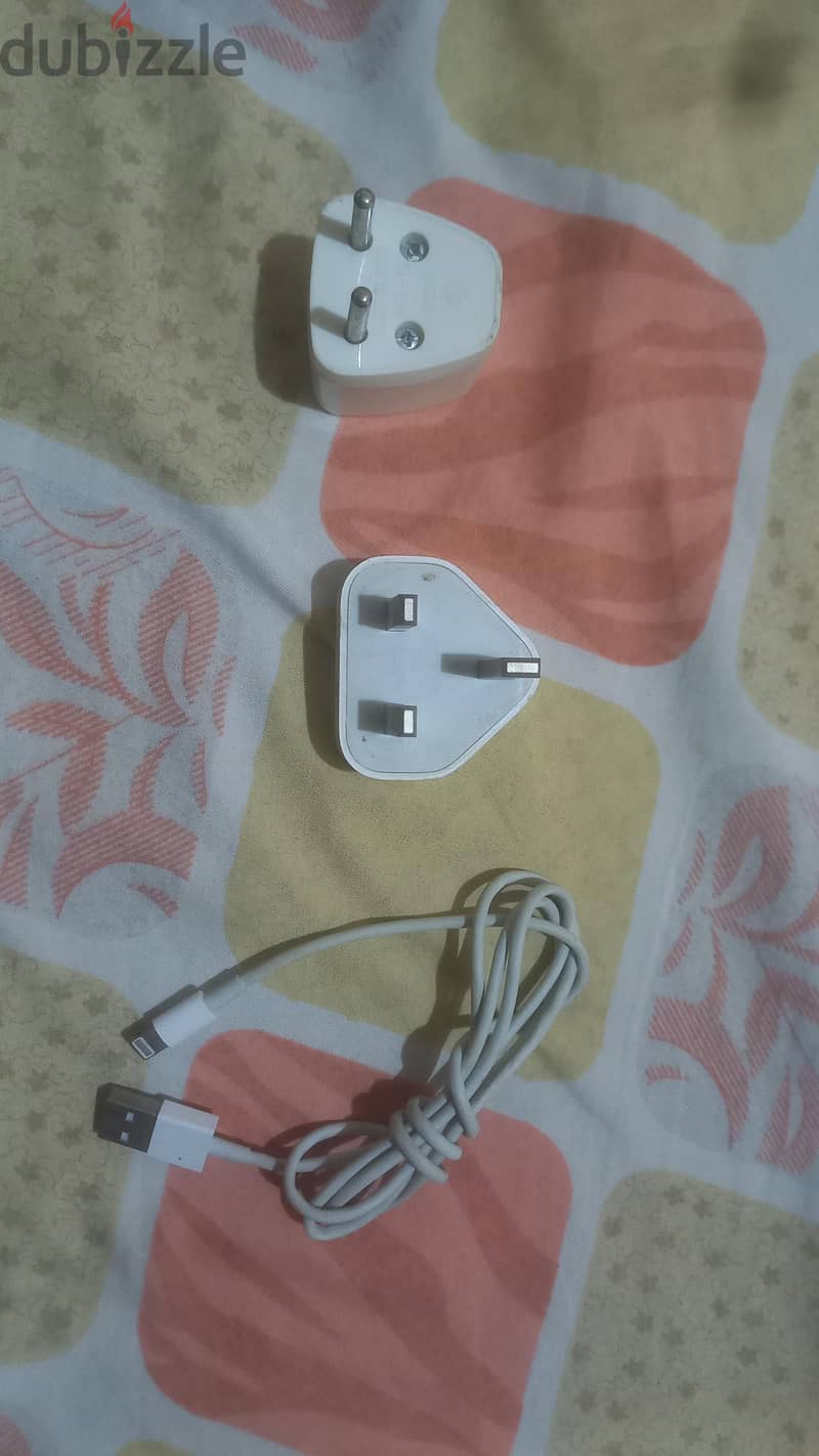 Apple Original Charger 1