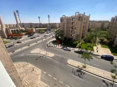 مدينتي شقه ايجار مفروش 82م بال b7 تشطيبات خاصه