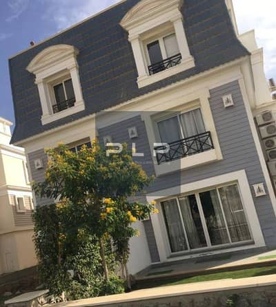 Ready to Move Corner Townhouse for sale in Mountain View I-City New Cairo