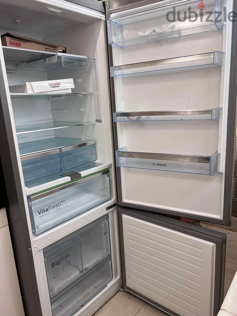 Refrigerator 1