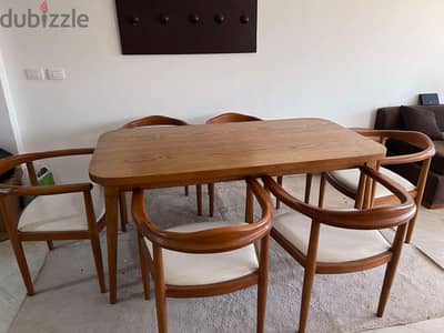 Dinning table