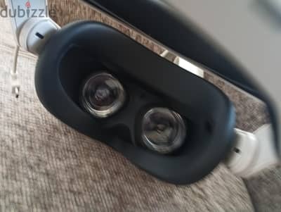 Oculust Quest 2 (sold with strap)