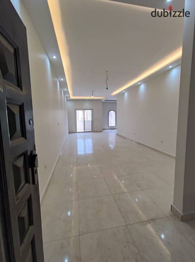Prime location apartment in the southern lotus, with clear income from rent