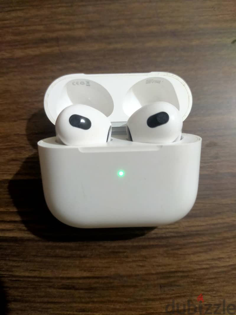 Airbuds 3 2
