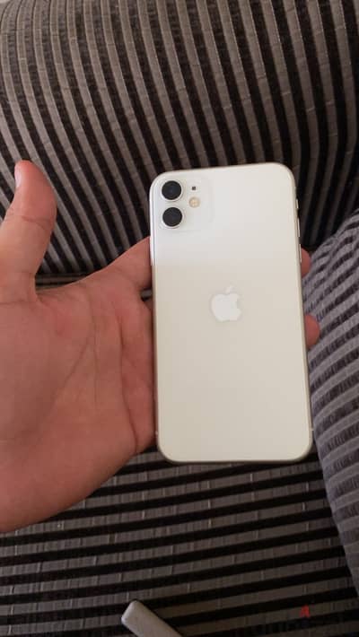 Apple - iPhone 11