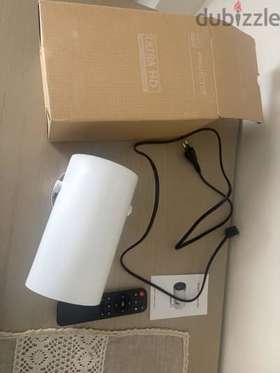 Projector HY300A