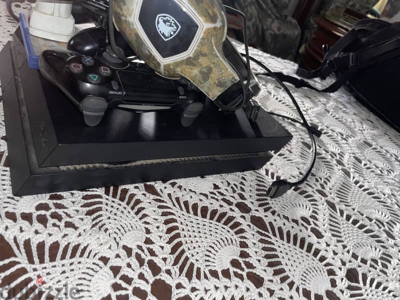 PlayStation 4 Flat 2