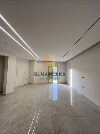 For sale, a 230 m ground floor apartment with a 60 m garden, super lux finished in neighborhood 7 Zayed