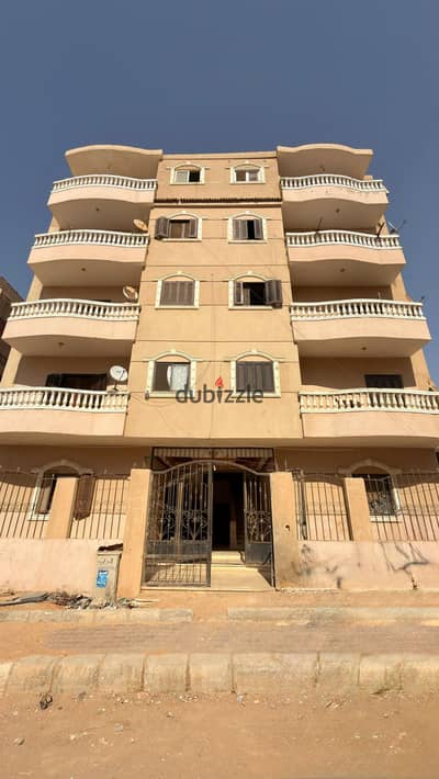 First District Block 4 Al-Imara Muslim device Apartment Floor 3 Sale with furniture One million three hundred only