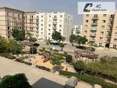 Lowest price avaliable apartment 191m ready to move view landscape , bets layout in compound hyde park new cairo fifth settlement