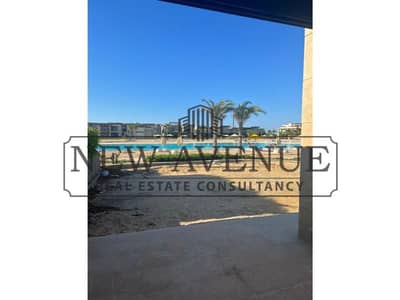 فيلا بحري اول صف لاجون للبيع في سوان ليك الساحل الشمالي Swanlake North