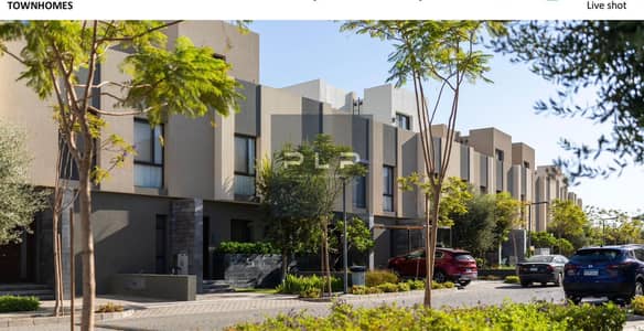 Lowest price resale townhouse, ultra-super-lux finished, fully furnished and ready to move in, with an open landscape view in Al Burouj Compound.