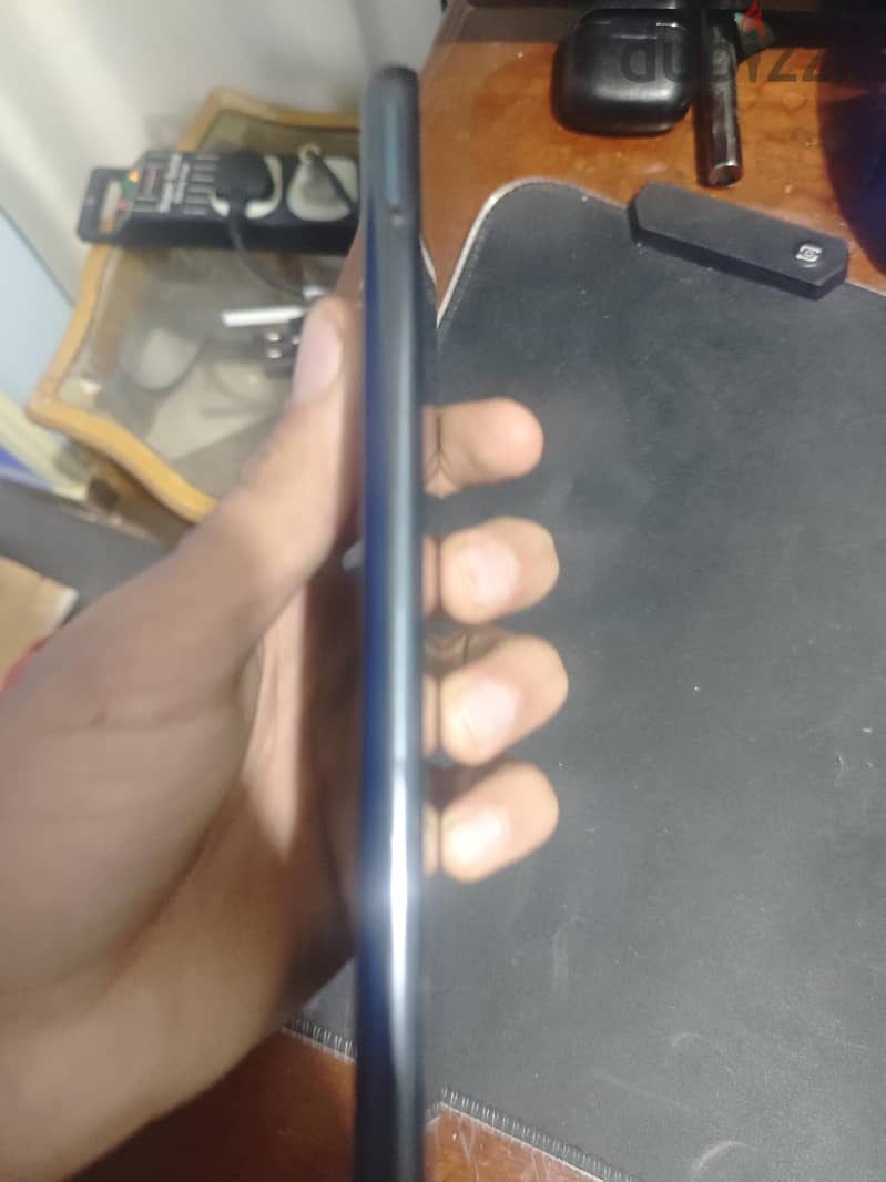 Samsung A40 4