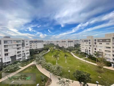 شقة للبيع بمدينتي منطقة B10 بالفرش والاجهزة قريبه من مولAll Seasons Park البيع شامل محتويات الشقة بالكامل استلم شقتك على المفتاح
