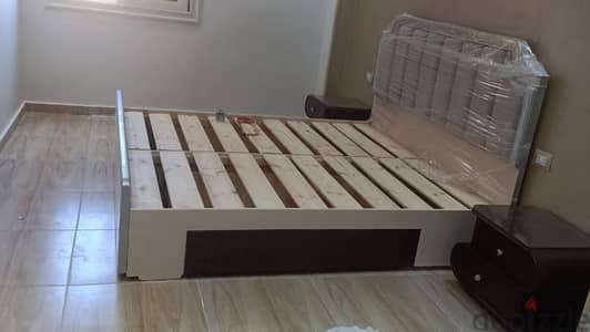 غرفة نوم ماستر مودرن جديدة زيرو لم تستخدم نهائي كلها عمولة