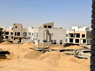 Ready to move twin house in front of Madinaty Gate B6 with installments over 5 years in Russell City Madinaty Al Mostakbal