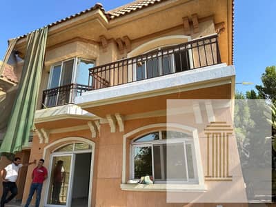 Villa with 221m² building, Model I, first occupancy, ultra-super-lux finishing, at a commercial price in Madinaty.