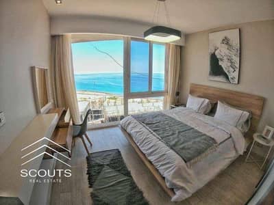 Chalet for sale, first sea row - fully finished on Marina Yachts, ultra super luxury finished with air conditioning, open view of the sea and marina a