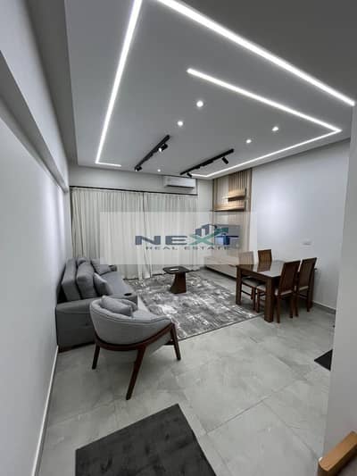 Apartment for rent for those who appreciate high-end finishes in the most prestigious and distinguished phase of Madinaty in Privado. The 100-square-m