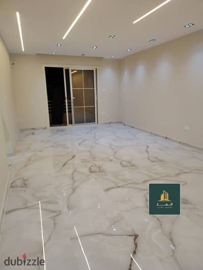 مكتب اداري للايجار مساحه 175 متر تشطيب سوبر لوكس بزهراء المعادي الشطر العاشر