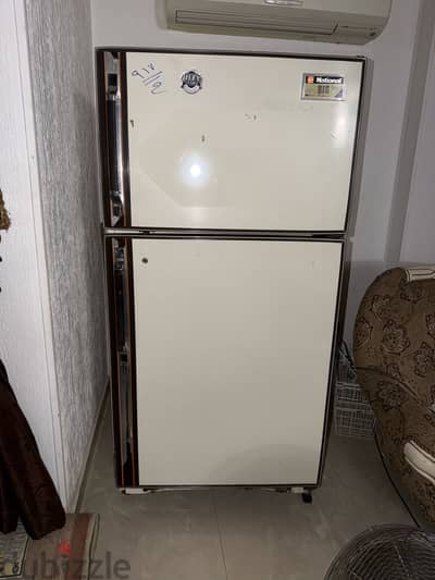 National Refrigerator 2-Door (569L / 20 Cubic Feet) – Made in Japan