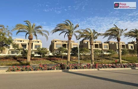 بمقدم 920 الف ,تاون هاوس كورنر استلام سنة للبيع في كمبوند بالم هيلز التجمع palm hills