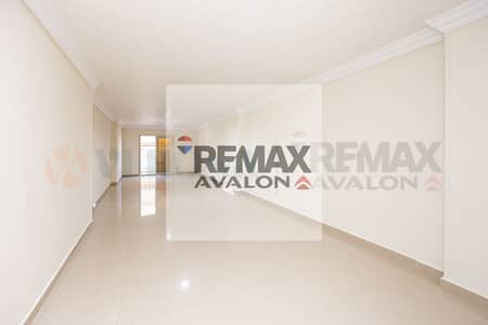 Apartment for sale with hotel entrance 2 elevators 190 m Tharwat (Abdel Moneim Al-Dalil Street)