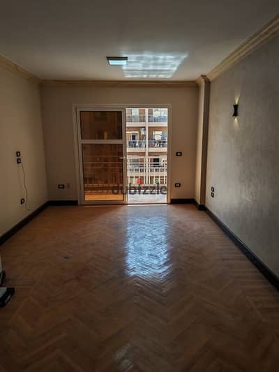 Apartment for sale in Madinty (Group 113) 96M special finishes typical floor 2 bedrooms and 1 bathroom Street view  Talaat Mostafa contract