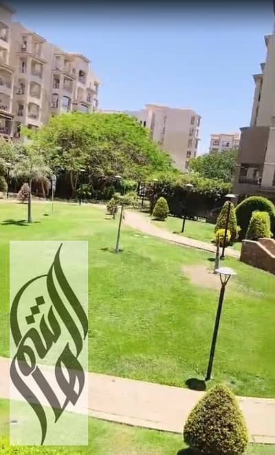شقة 141م للبيع في مدينتي B2، كورنر طرفية، فيو وايد جاردن غير مجروح، قريبة جدًا من بوابة 2 وطريق السويس.